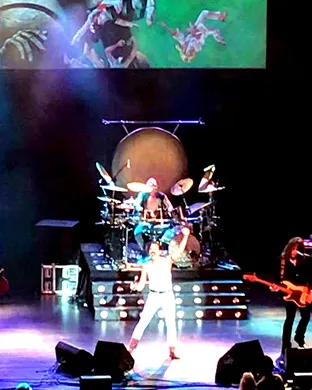 Almost Queen - A Tribute To Queen Wantagh