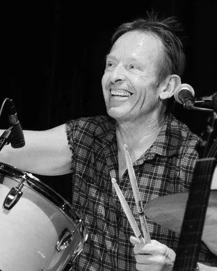 Simon Kirke Ridgefield