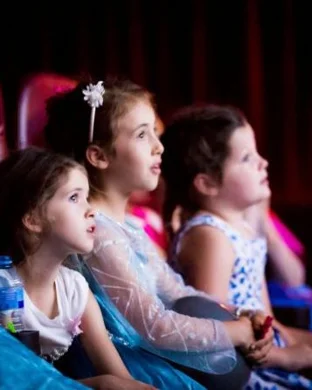 Disney's Aladdin Kids Red Bank